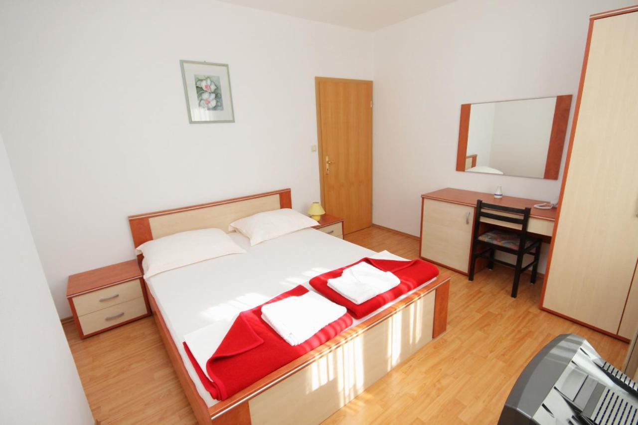 Apartments And Rooms By The Sea Vinjerac, Zadar - 3248 Dış mekan fotoğraf